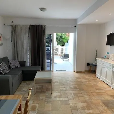 Direkt Am Strand Chalet Appartement *